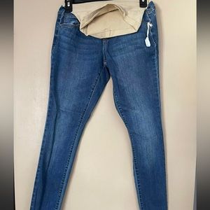 Jessica Simpson Maternity Jeans
